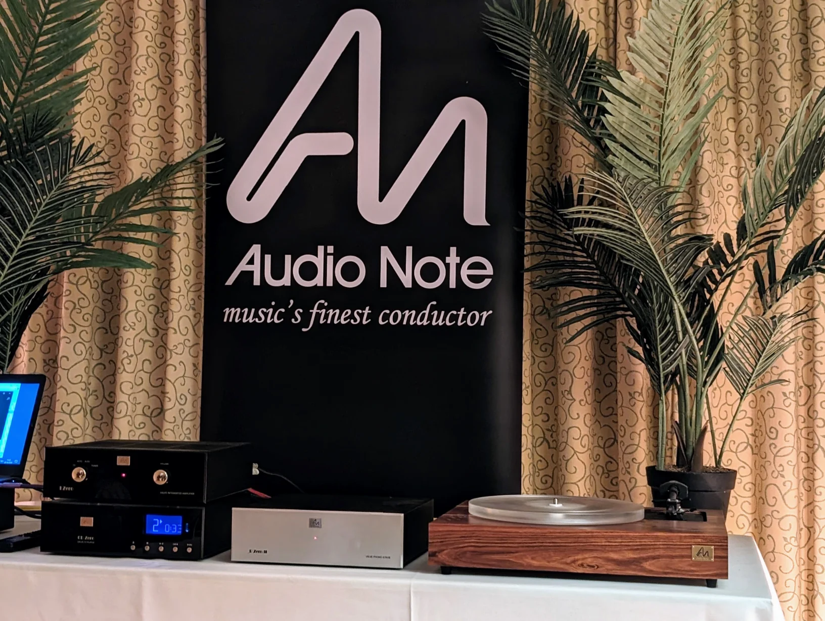 Love the simplicity of Audio Note’s display. Never a Hifi Rack or tweeky gizmo in sight!
