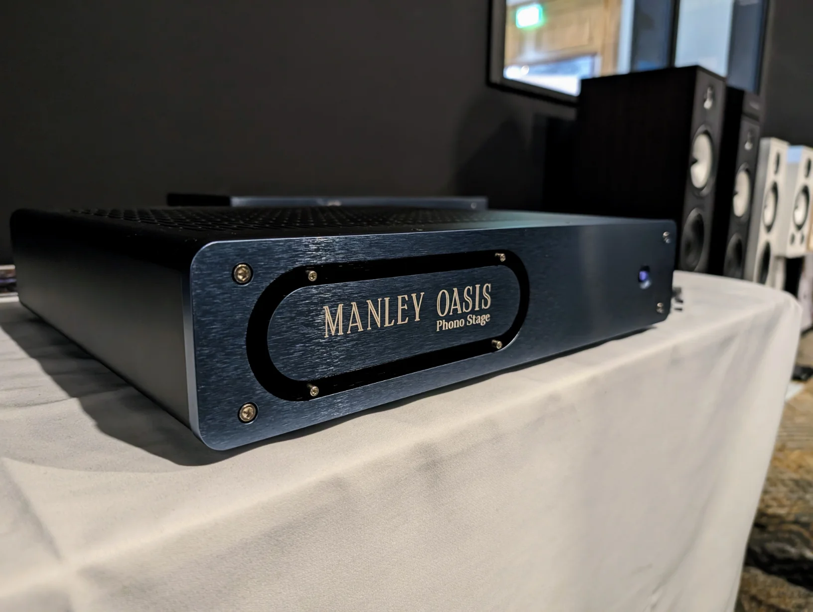 The new Manley Oasis phono stage, if the Chinook is anything to go by this tube preamp should be very impressive indeed. Will be certain to be on demonstration in store once launched!