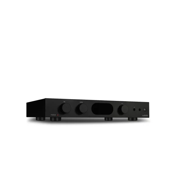 Audiolab 7000A Perspective image in Black