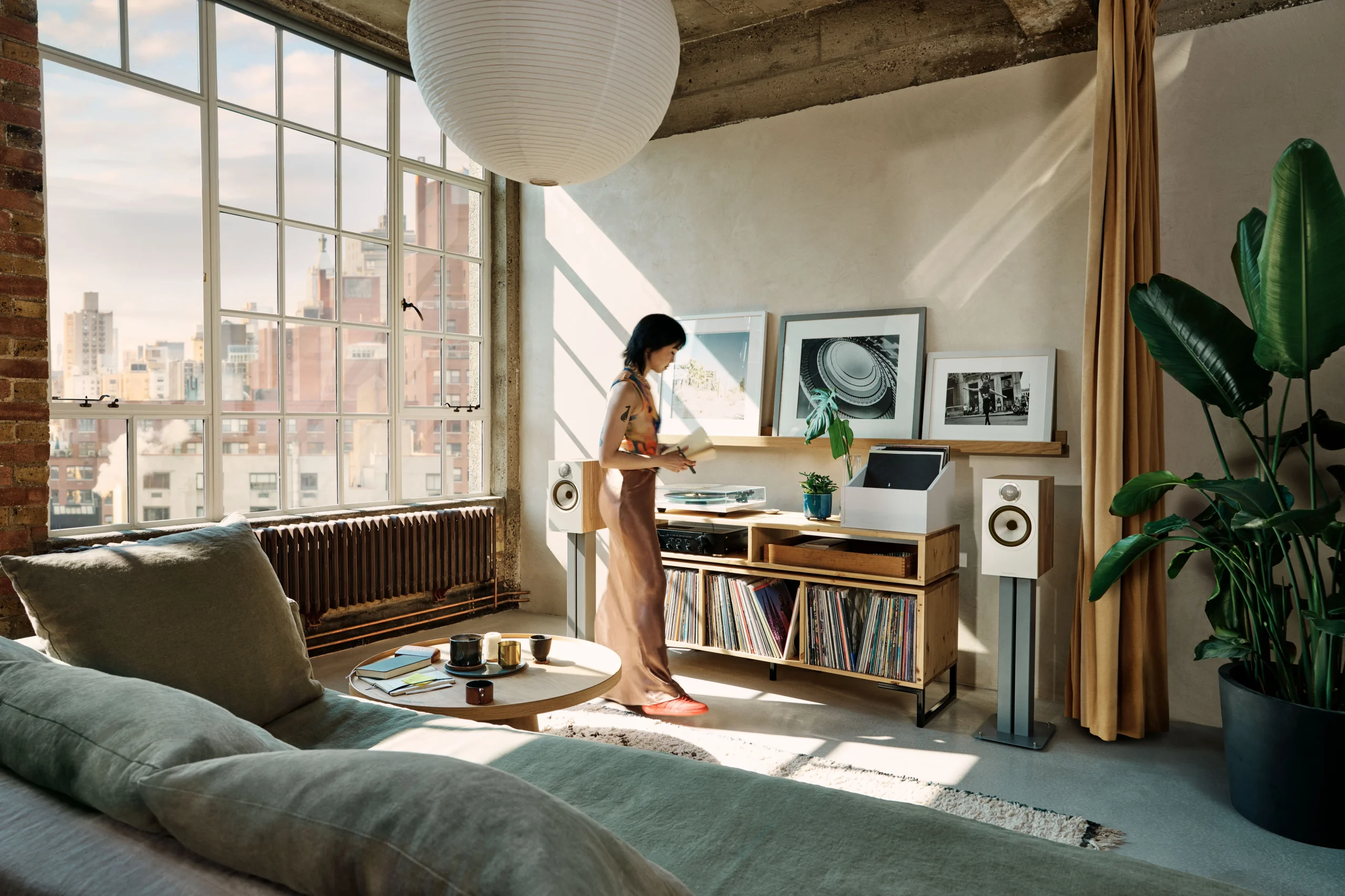 Bowers and Wilkins 606 S3 in New York apartment scene