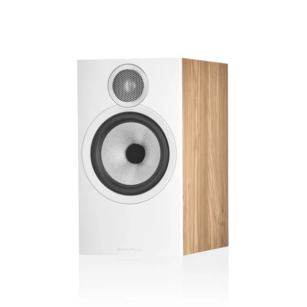 Bowers and Wilkins 606 S3 in Oak