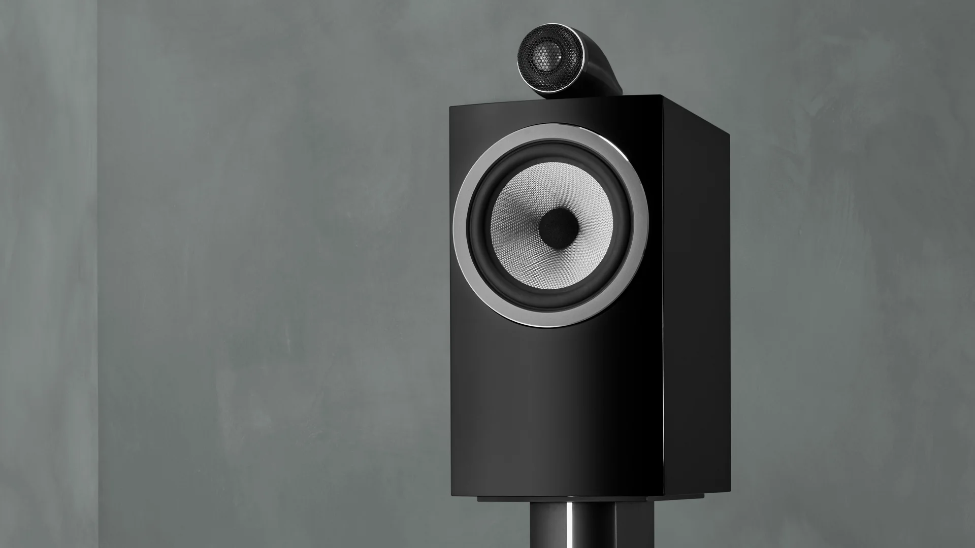 Bowers & Wilkins 705 S3 Black Beauty