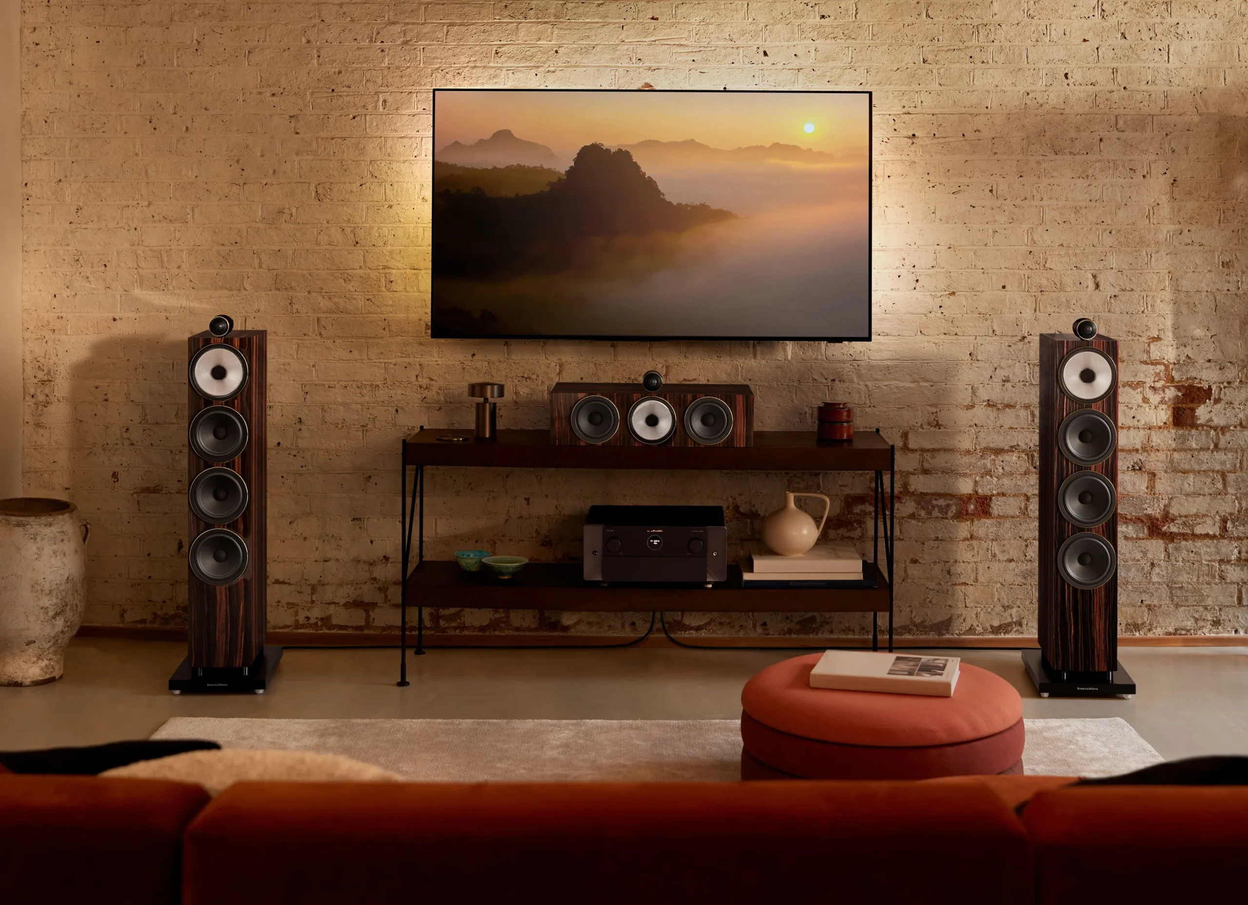 Bowers & Wilkins HTM71 S3 Sig Lifestyle