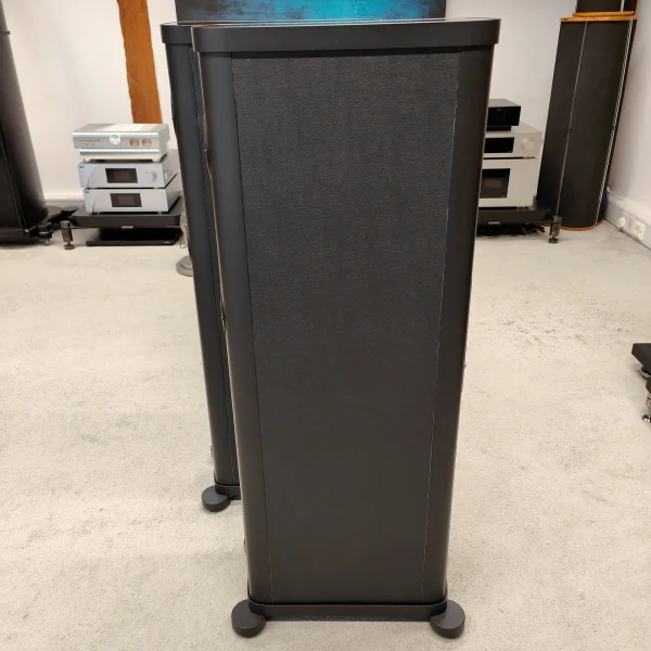 Wilson Benesch P2.0 in Nero (Ex-Display) - Image 12