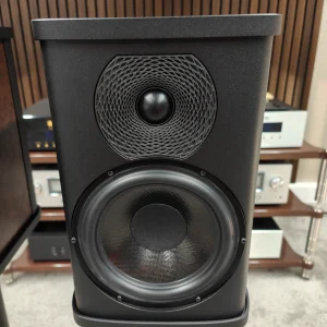Wilson Benesch P1.0 Burr Walnut (ex-display)