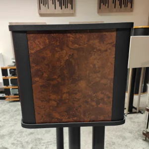 Wilson Benesch P1.0 Burr Walnut (ex-display)