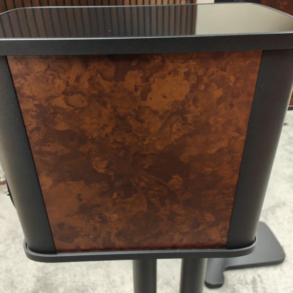 Wilson Benesch P1.0 Burr Walnut (ex-display) - Image 7