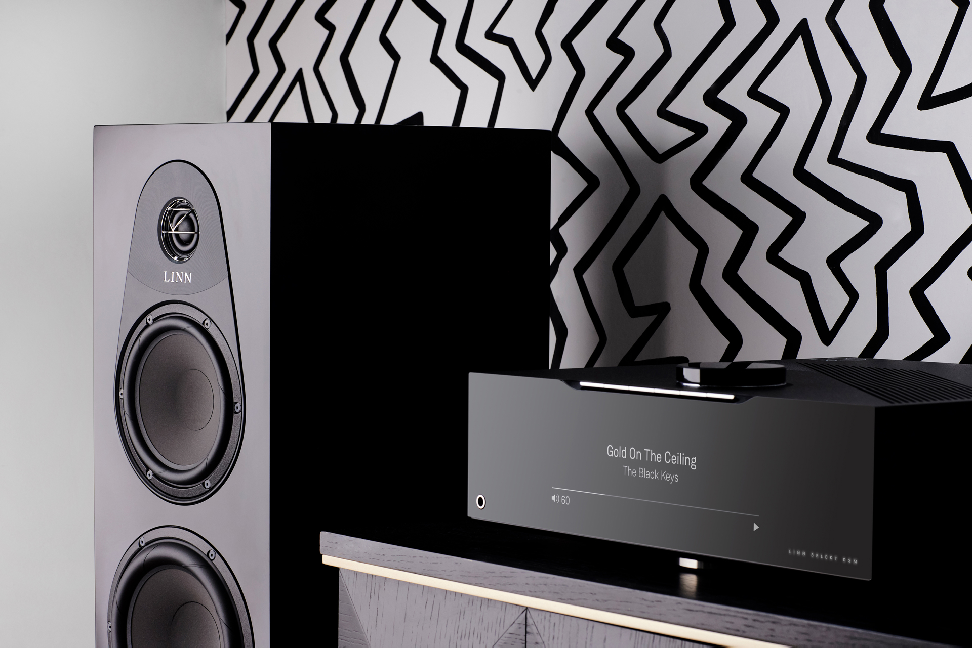 The Linn Selekt DSM 2024 with 150 Loudspeakers