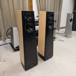 YG Acoustics TALUS (Ex-Display)