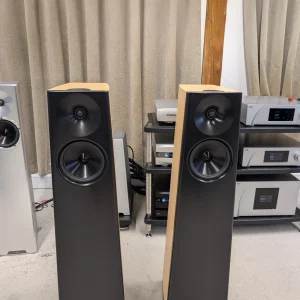 YG Acoustics TALUS (Ex-Display)