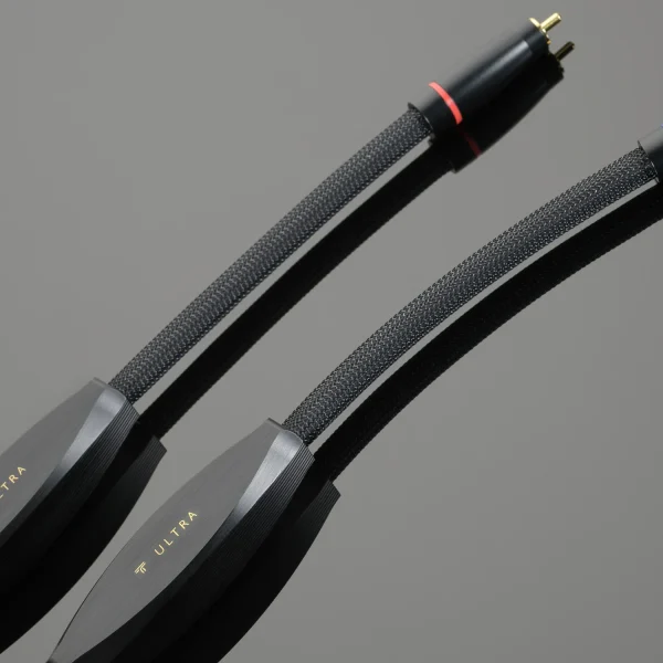 Transparent ULTRA RCA Analogue Interconnects