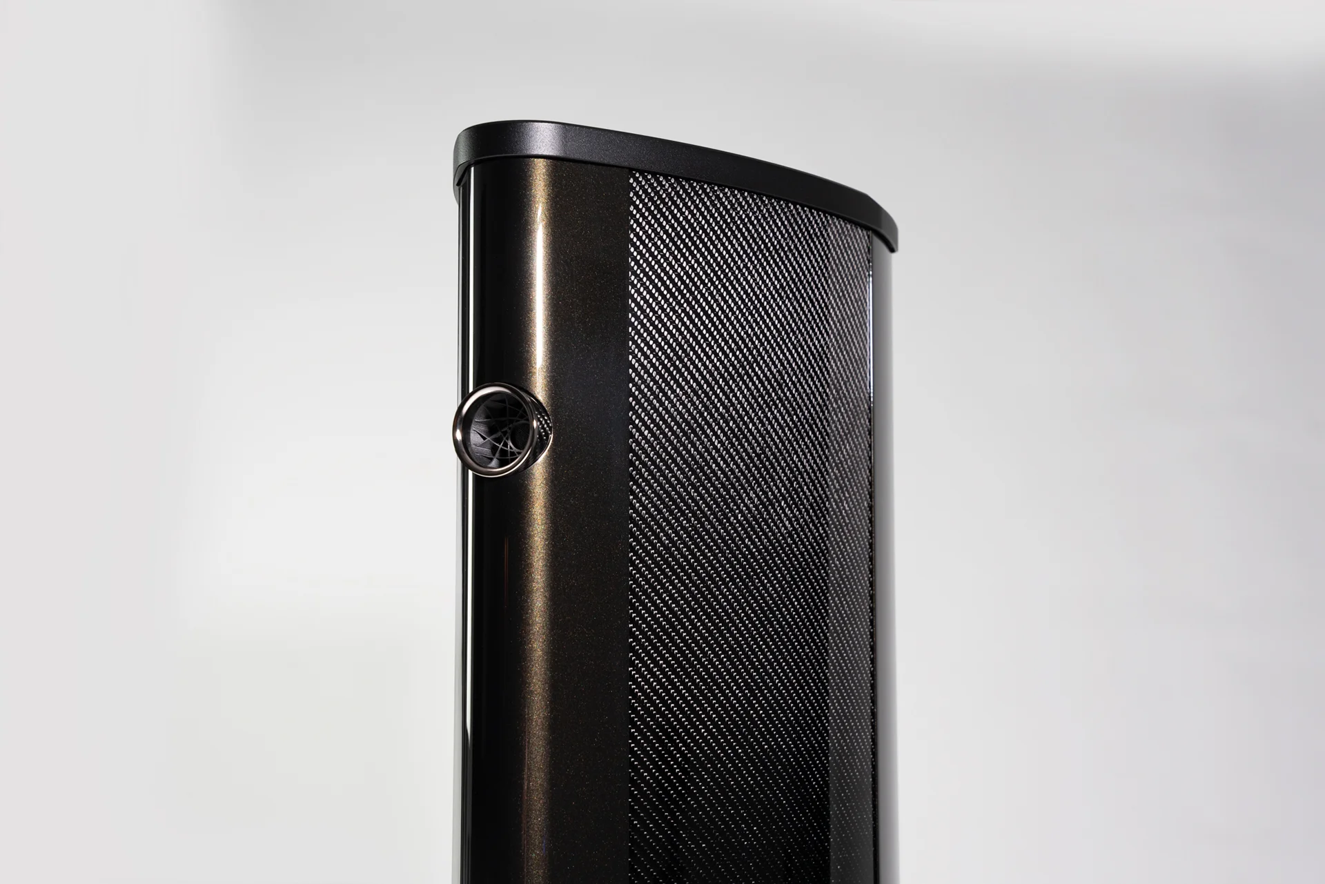 Wilson Benesch Horizon Loudspeaker Rear Port Design